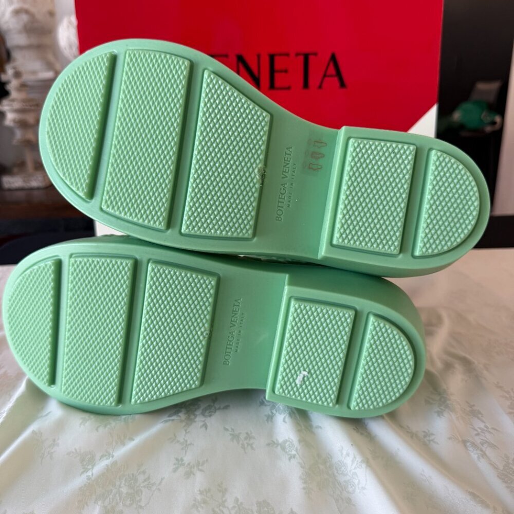 Bottega Veneta 764422 Pistachio Green Women's Rubber Fireman‎ Boots, 38 - Picture 8 of 13
